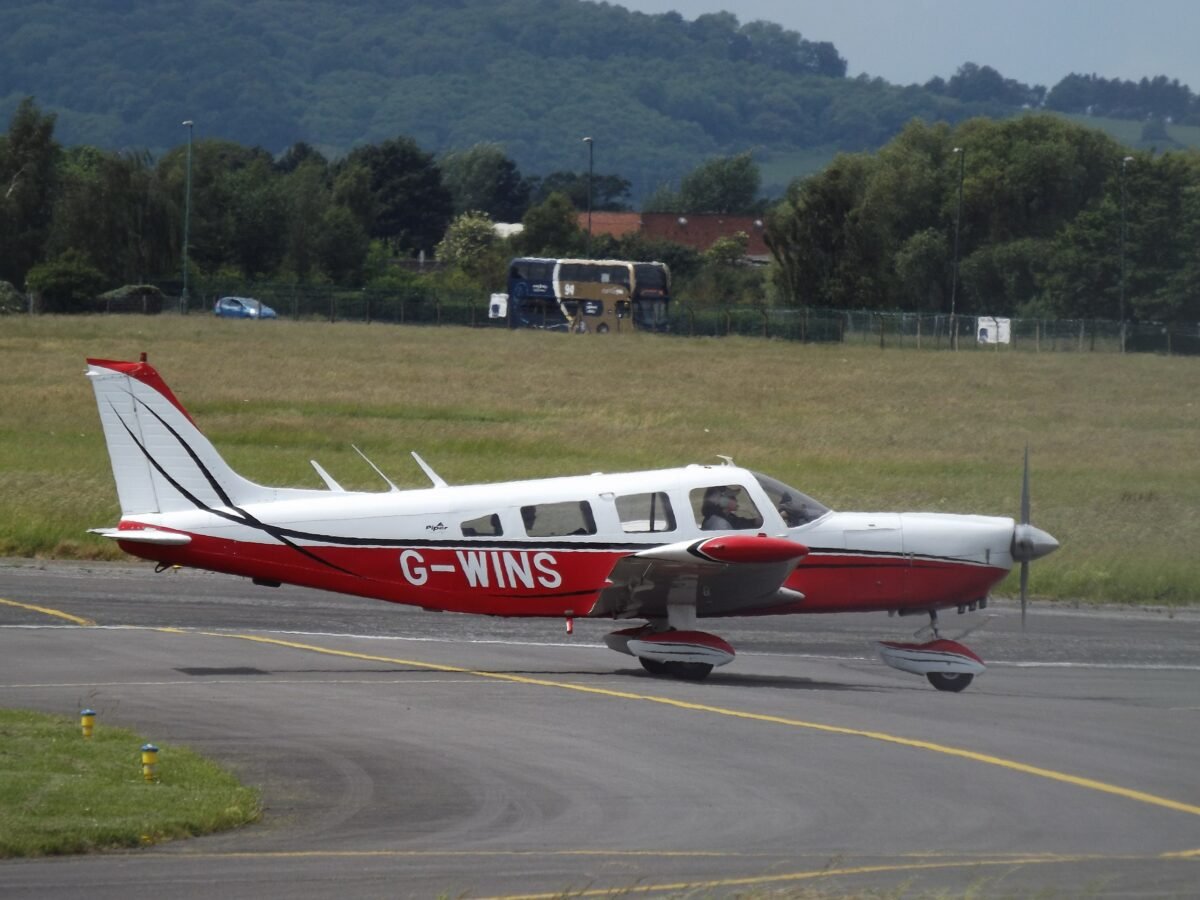 How Much Does a Piper PA-32-300 Cherokee Six Cost?